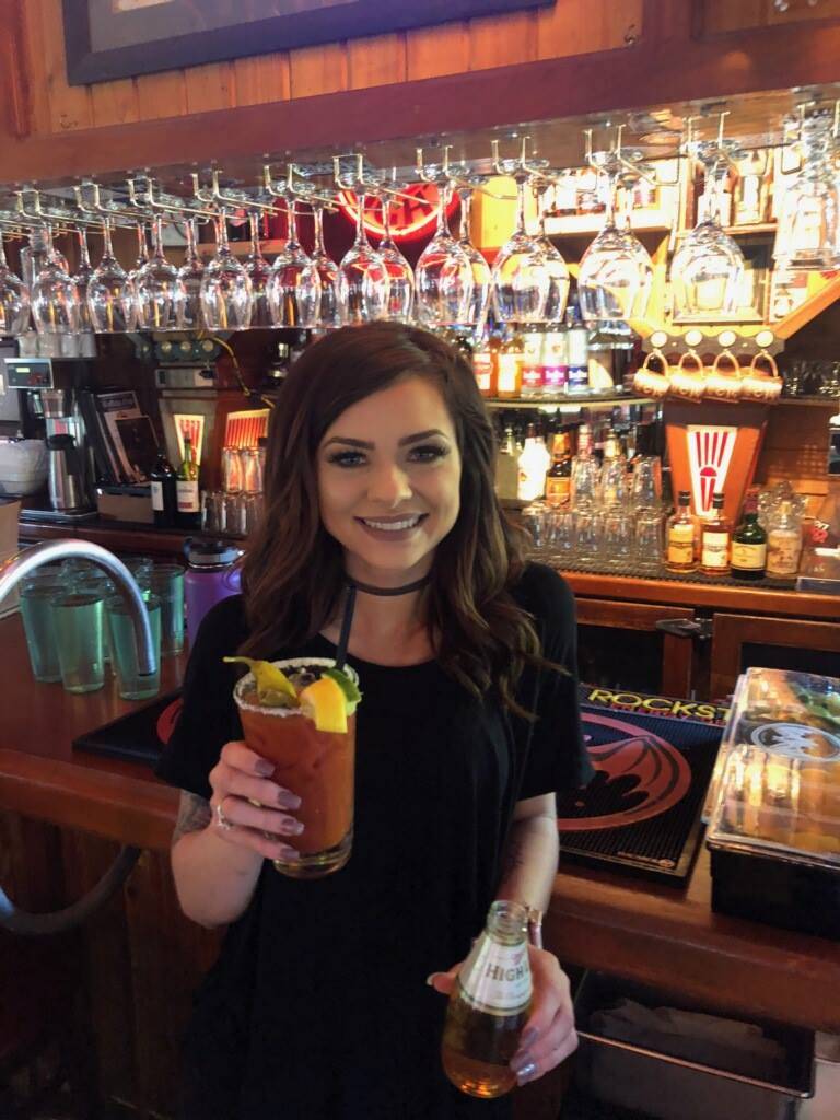 Buffalo Gap Saloon & Eatery: Restaurant & Bar | restaurant | 6835 S S Macadam Ave, Portland, OR 97219, USA | 5032447111 OR +1 503-244-7111