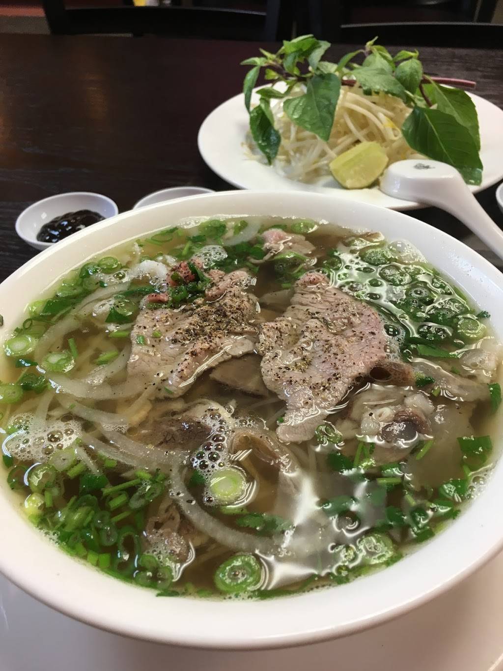 Luv Pho | restaurant | 500 Lawrence Expy #100, Sunnyvale, CA 94085, USA | 4087338883 OR +1 408-733-8883