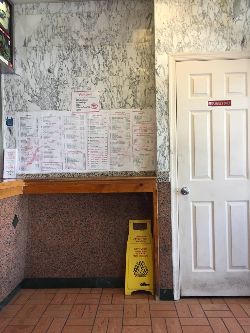 Dannie\s Carry Out | restaurant | 830 Upshur St NW, Washington, DC 20011, USA | 2028297100 OR +1 202-829-7100