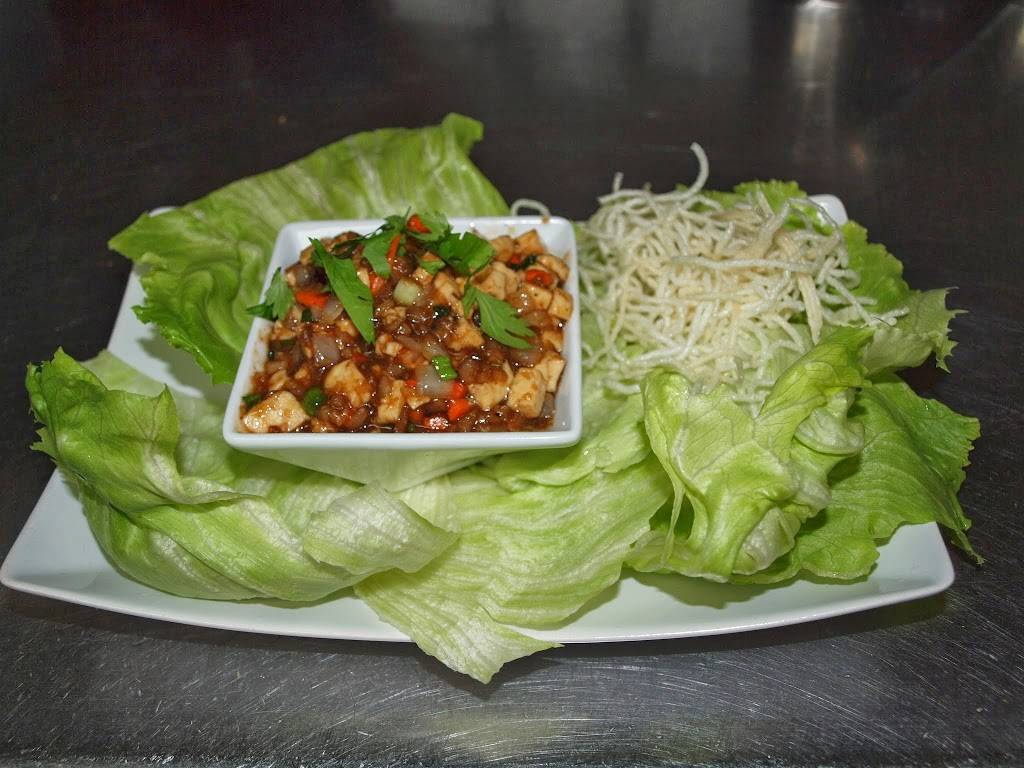 Lai Thai Cuisine | restaurant | 200 White Horse Rd, Voorhees Township, NJ 08043, USA | 8567821771 OR +1 856-782-1771