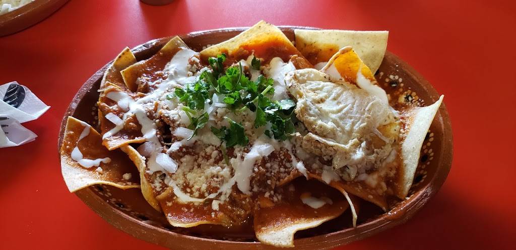 Birotes Tortas Ahogadas | restaurant | 3004 W Martin St, San Antonio, TX 78207, USA | 2103755230 OR +1 210-375-5230