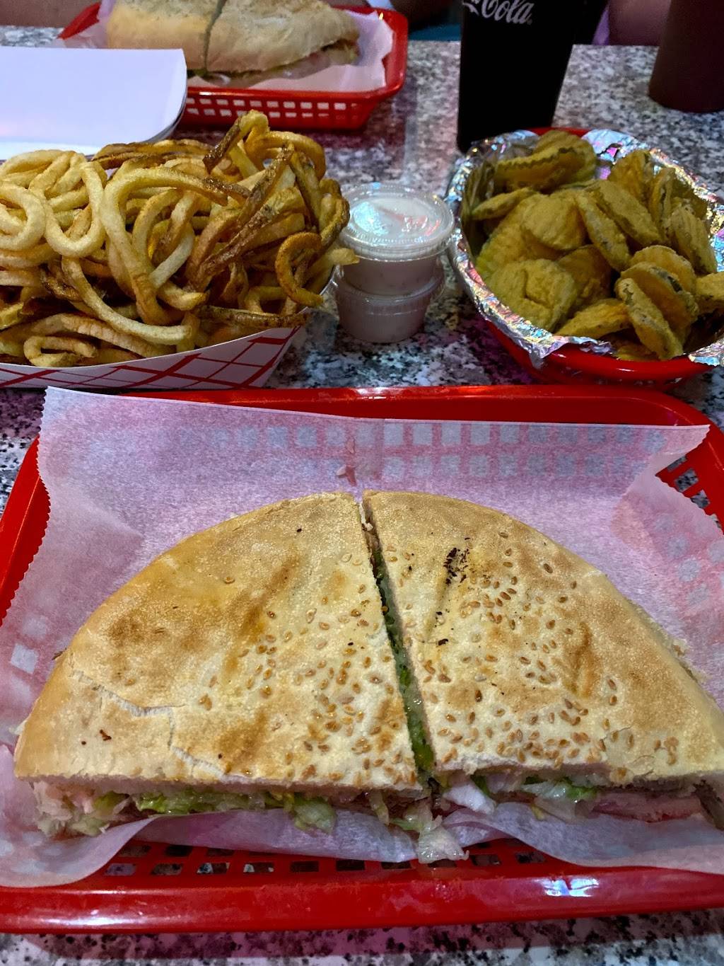 Nooleys Poboys Wings & Curley | restaurant | 17134 LA-44, Prairieville, LA 70769, USA | 2256222244 OR +1 225-622-2244