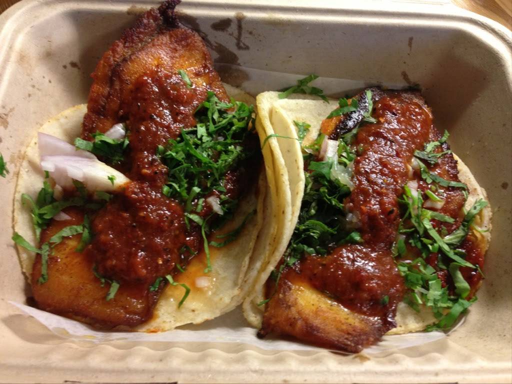 Publico Urban Taqueria | restaurant | 550A Gene Fri, San Francisco, CA 94158, USA | 4159348220 OR +1 415-934-8220