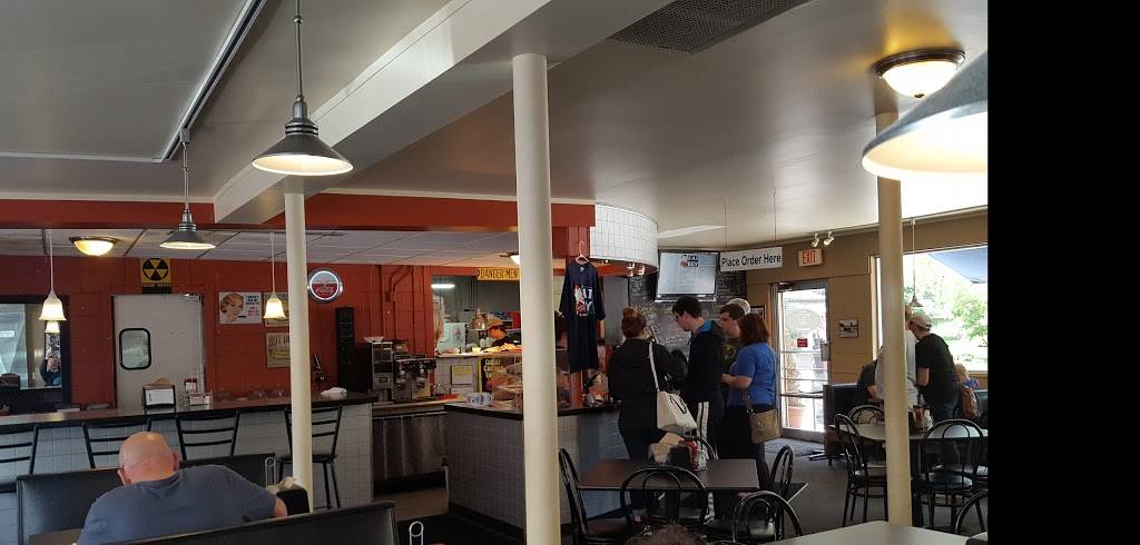 Fat Boy Burgers | restaurant | 2450 Plainfield Ave NE, Grand Rapids, MI 49505, USA | 6164472200 OR +1 616-447-2200