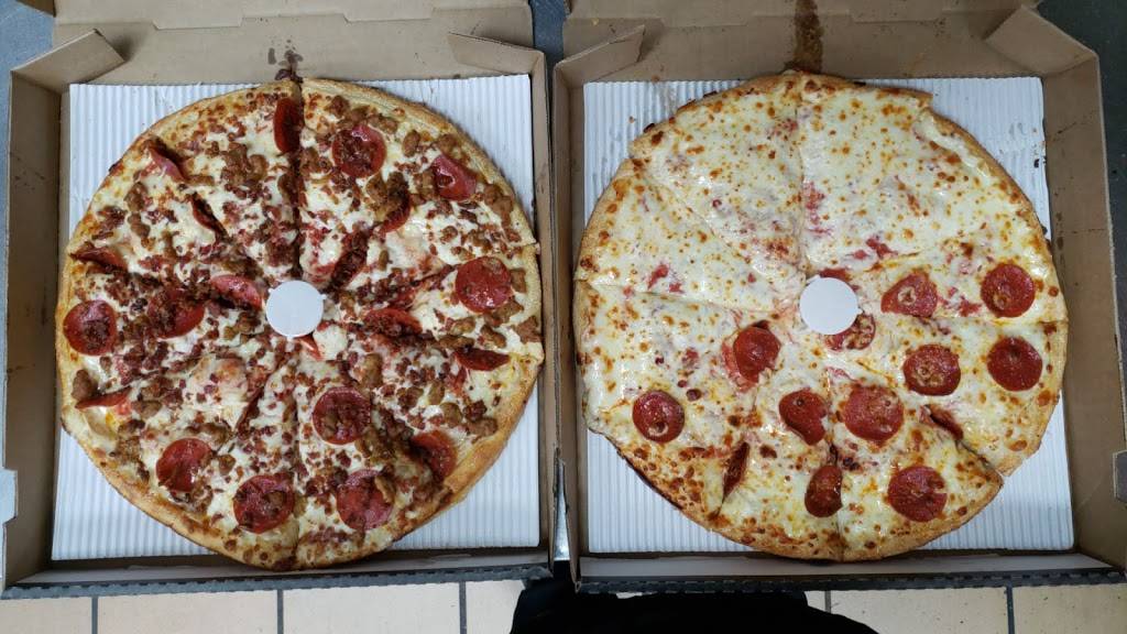 Papas Pizza & BBQ | restaurant | 2697 W Grand Blvd, Detroit, MI 48208, USA | 3138755555 OR +1 313-875-5555