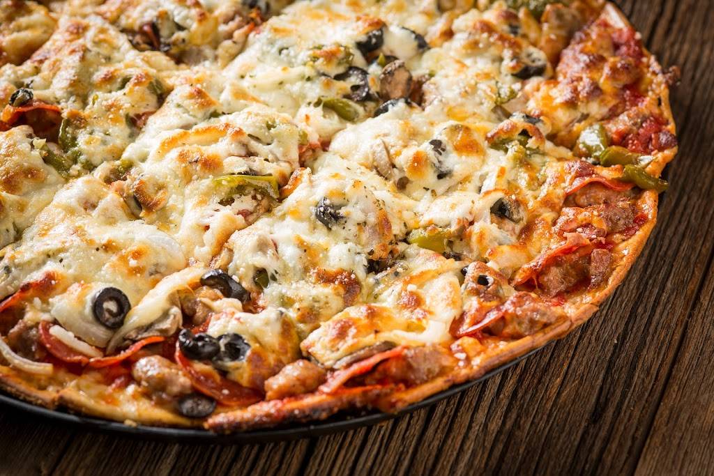 Rosatis Pizza | restaurant | 9928 College Blvd, Overland Park, KS 66210, USA | 9136960400 OR +1 913-696-0400