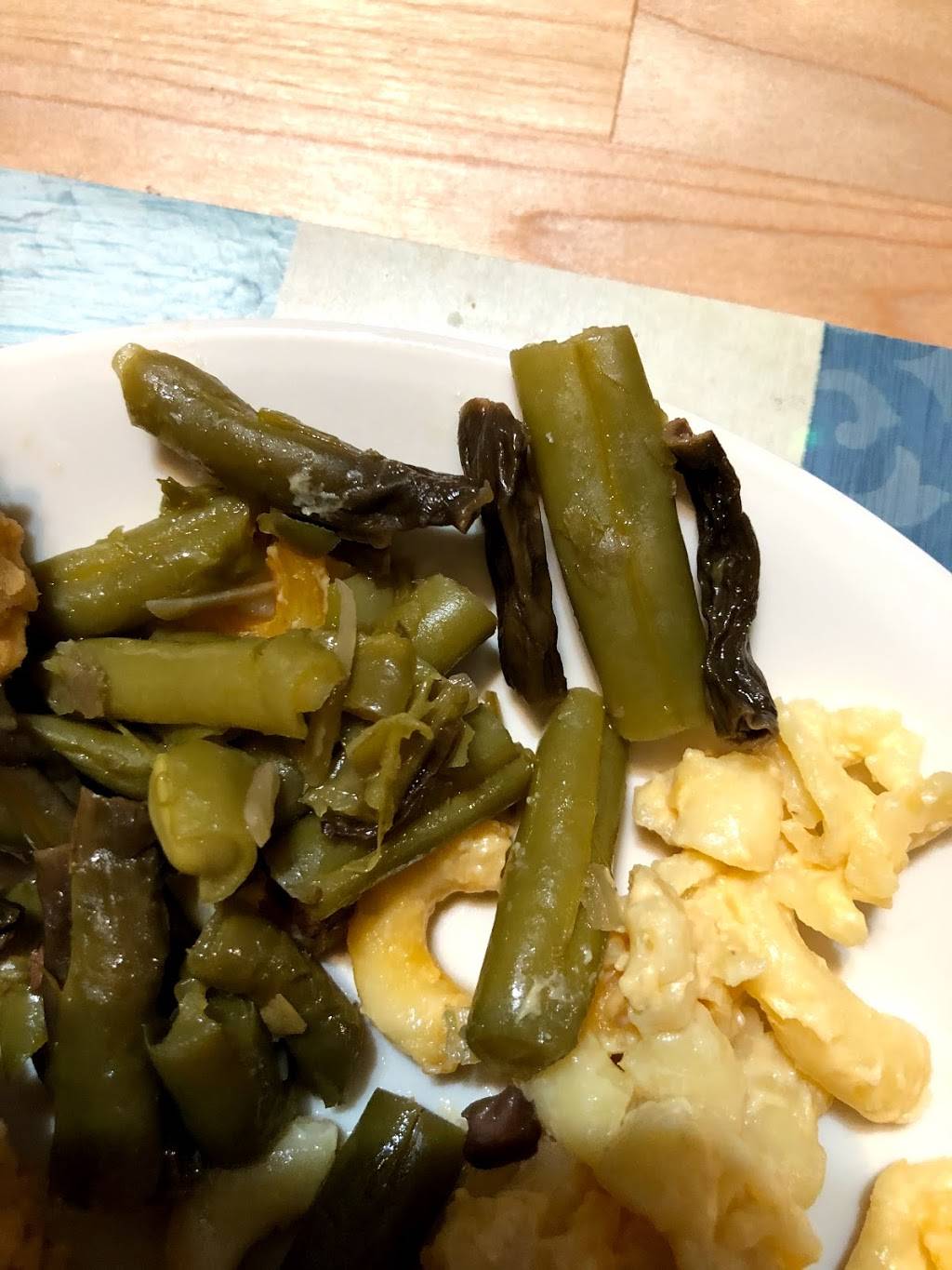 Lees Famous Recipe Chicken | restaurant | 3719 Winston Ave, Covington, KY 41015, USA | 8595818599 OR +1 859-581-8599