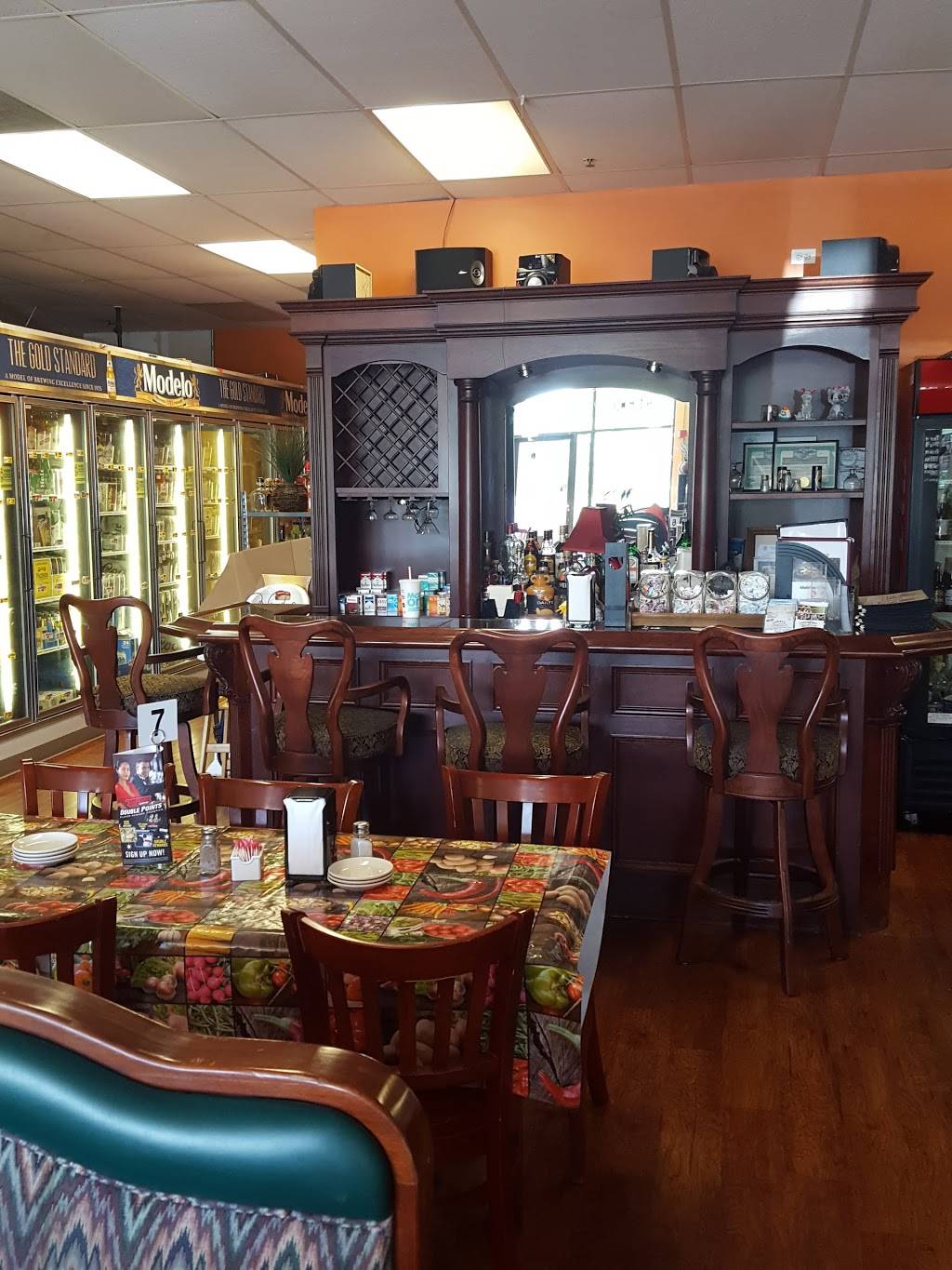 Sofias Mexican Restaurant | restaurant | 640 E State Rd, Island Lake, IL 60042, USA | 8475268478 OR +1 847-526-8478