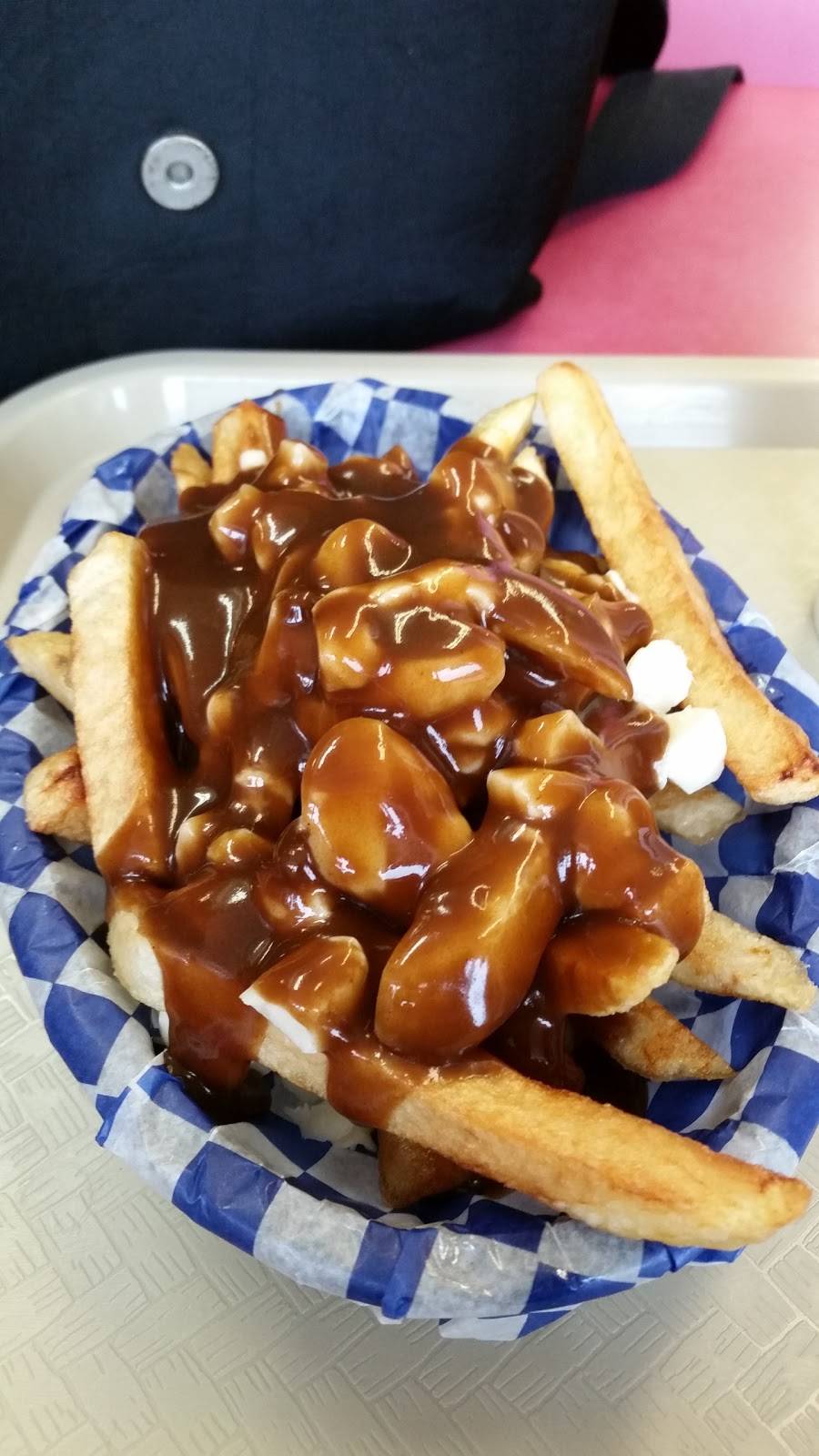 Fritzies East End | restaurant | 881 Dundas St, Woodstock, ON N4S 1G9, Canada | 5195377177 OR +1 519-537-7177