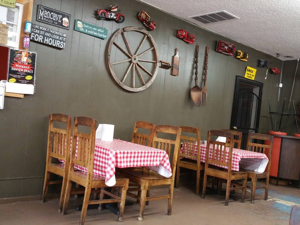 Robert Earls BBQ | restaurant | 703 E Artesia Blvd, Long Beach, CA 90805, USA | 5627261116 OR +1 562-726-1116