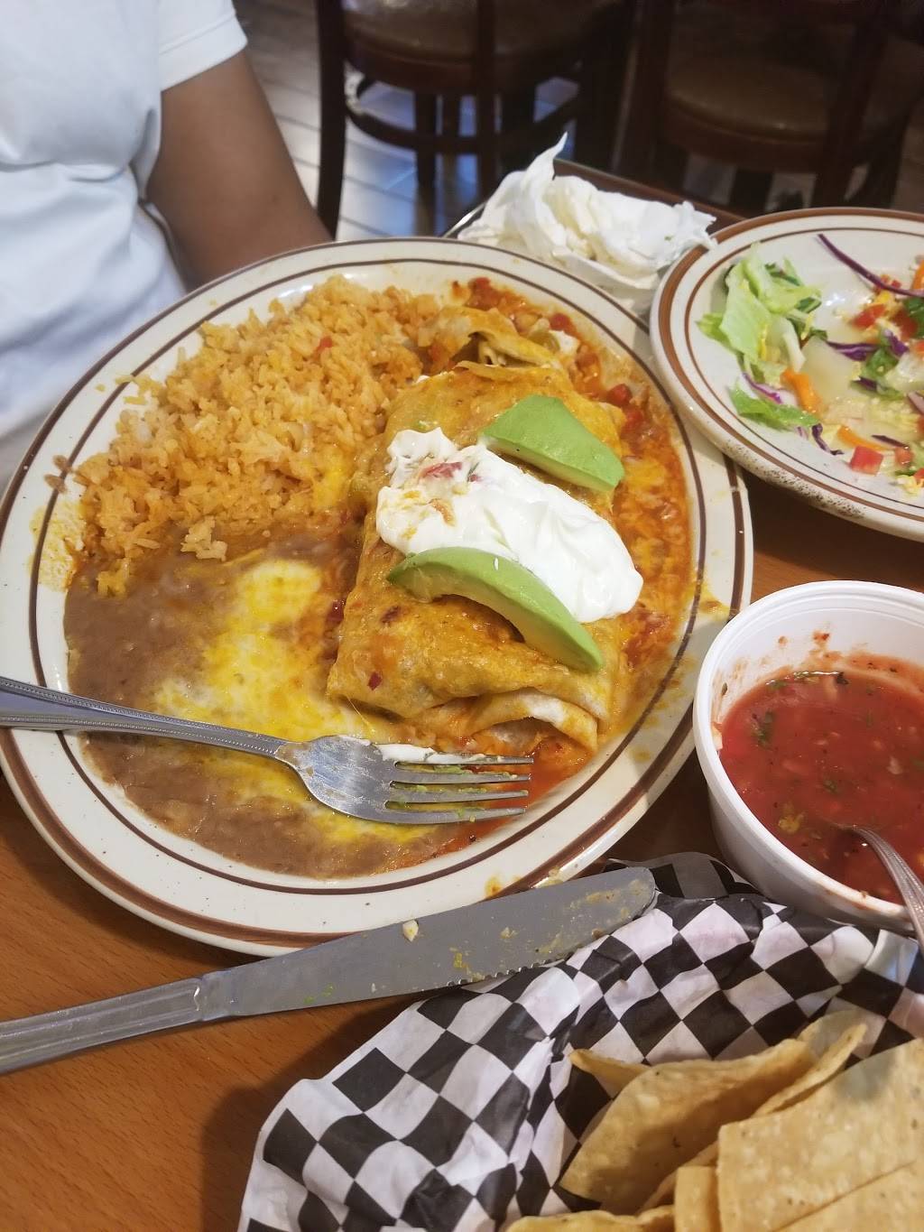 Marias Cafe Mexican Restaurant | restaurant | 2049 E Washington St Ste 2A, Colton, CA 92324, USA | 9098251763 OR +1 909-825-1763