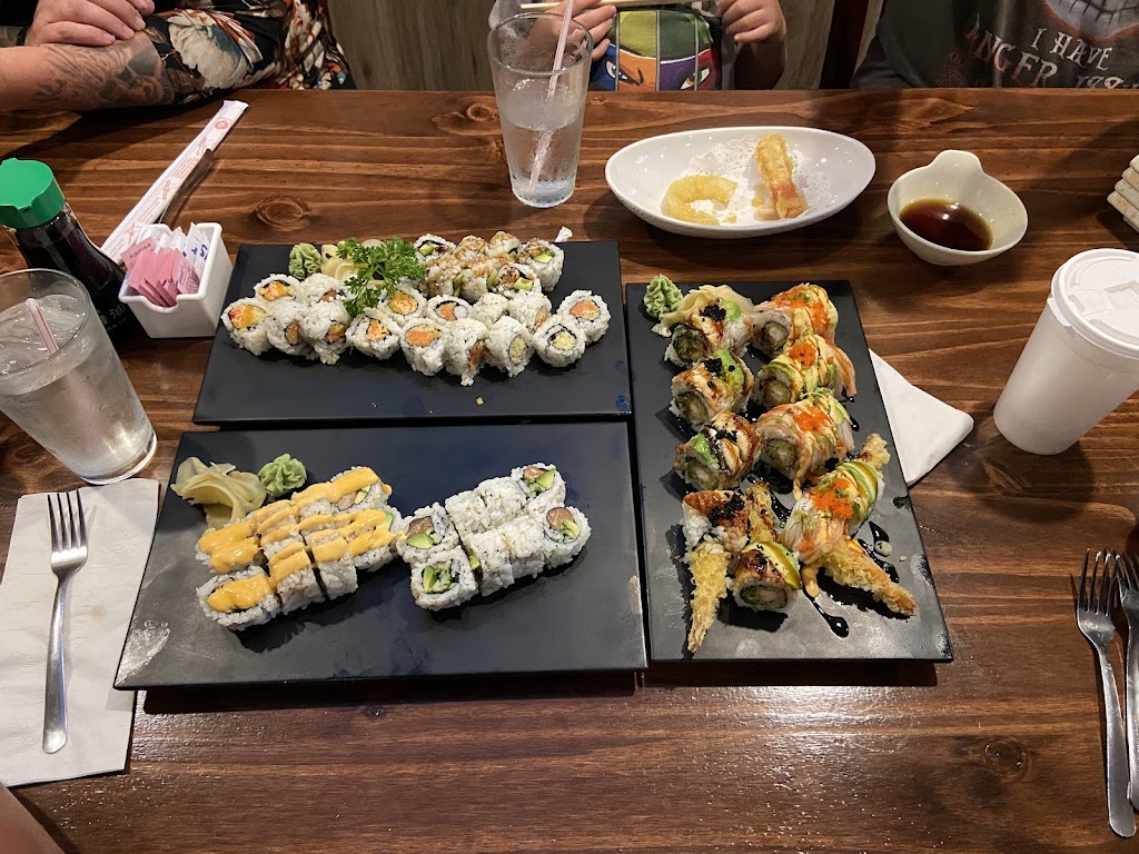 Tomo Japanese Restaurant | restaurant | 918 S Belt Hwy, St Joseph, MO 64507, USA | 8162323001 OR +1 816-232-3001