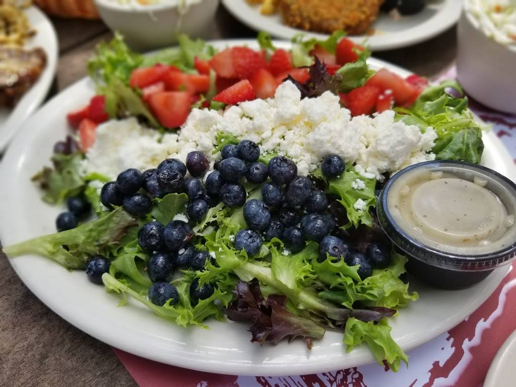 Smugglers Wharf | restaurant | 3 State St, Erie, PA 16507, USA | 8144594273 OR +1 814-459-4273