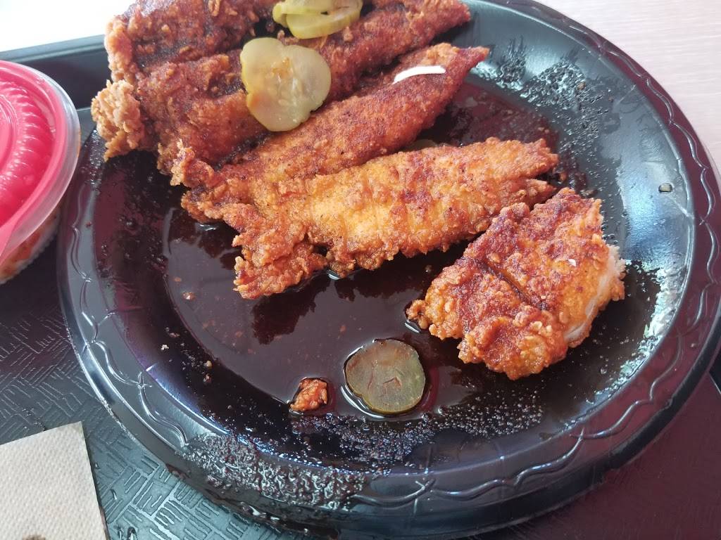 KFC | restaurant | 3051 Apache Trail, Apache Junction, AZ 85120, USA | 4809821221 OR +1 480-982-1221