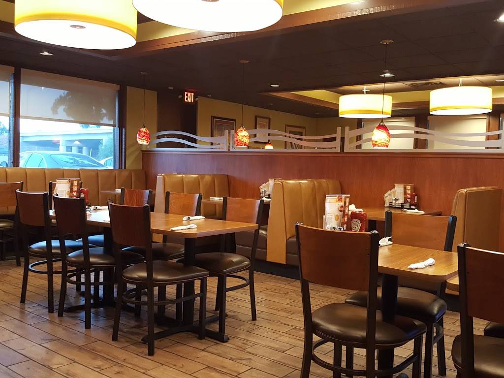 Dennys | restaurant | 2627 Buck Owens Blvd, Bakersfield, CA 93308, USA | 6613953014 OR +1 661-395-3014