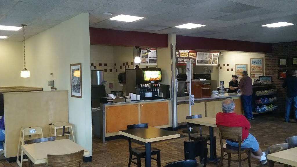 DAngelo Grilled Sandwiches | restaurant | 195 E E Main St, Milford, MA 01757, USA | 5084730063 OR +1 508-473-0063