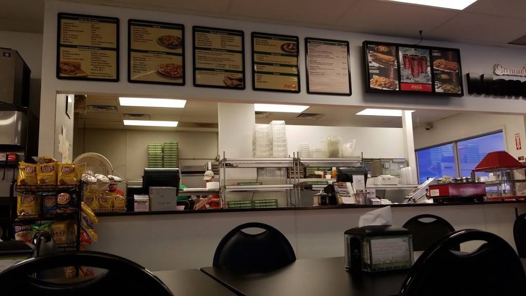 Samuel Mancinos Italian | restaurant | 407 S State St, Gobles, MI 49055, USA | 2696282814 OR +1 269-628-2814