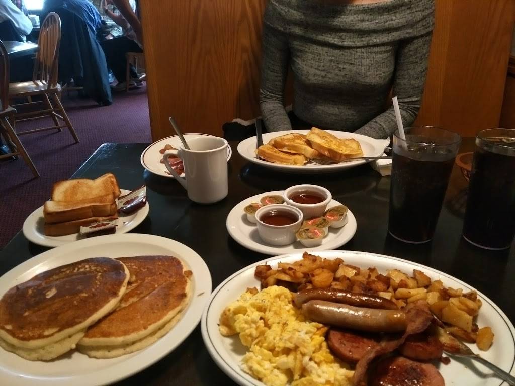 Dearborn Restaurant | restaurant | 105 Lexington Rd, Waterloo, ON N2J 4R7, Canada | 5197460321 OR +1 519-746-0321