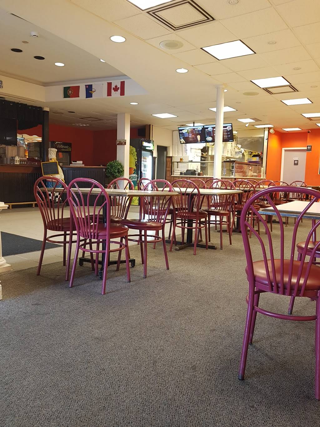 CT Shawarma | restaurant | 115 Christopher Dr, Cambridge, ON N1R 4S1, Canada | 5192673377 OR +1 519-267-3377
