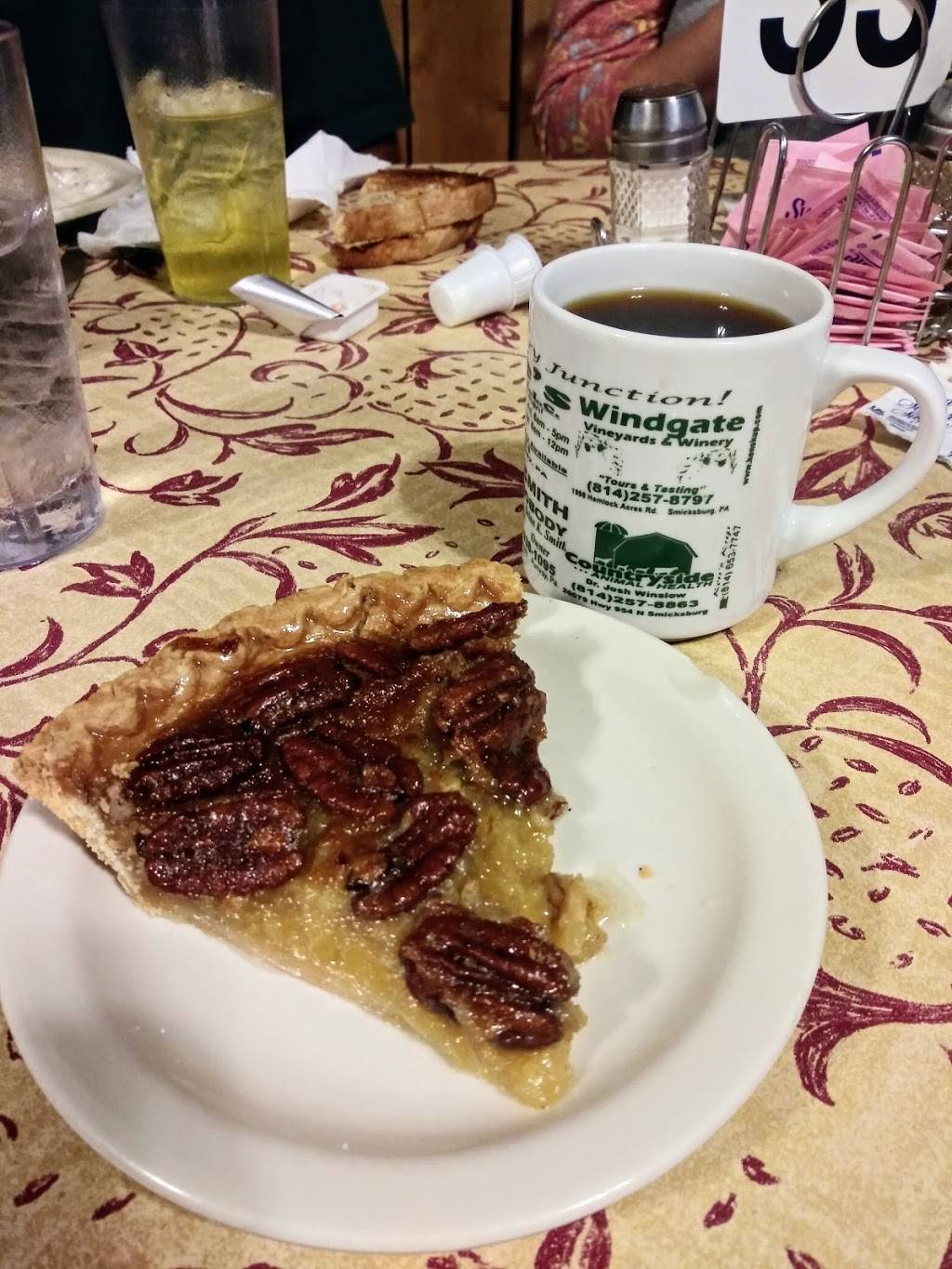 Country Junction | restaurant | 81 Eileen Dr, Smicksburg, PA 16256, USA | 8142570152 OR +1 814-257-0152