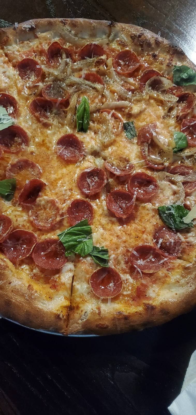 Oak Flame Pizza | restaurant | 212 W 1st St, Sanford, FL 32771, USA | 4075596026 OR +1 407-559-6026