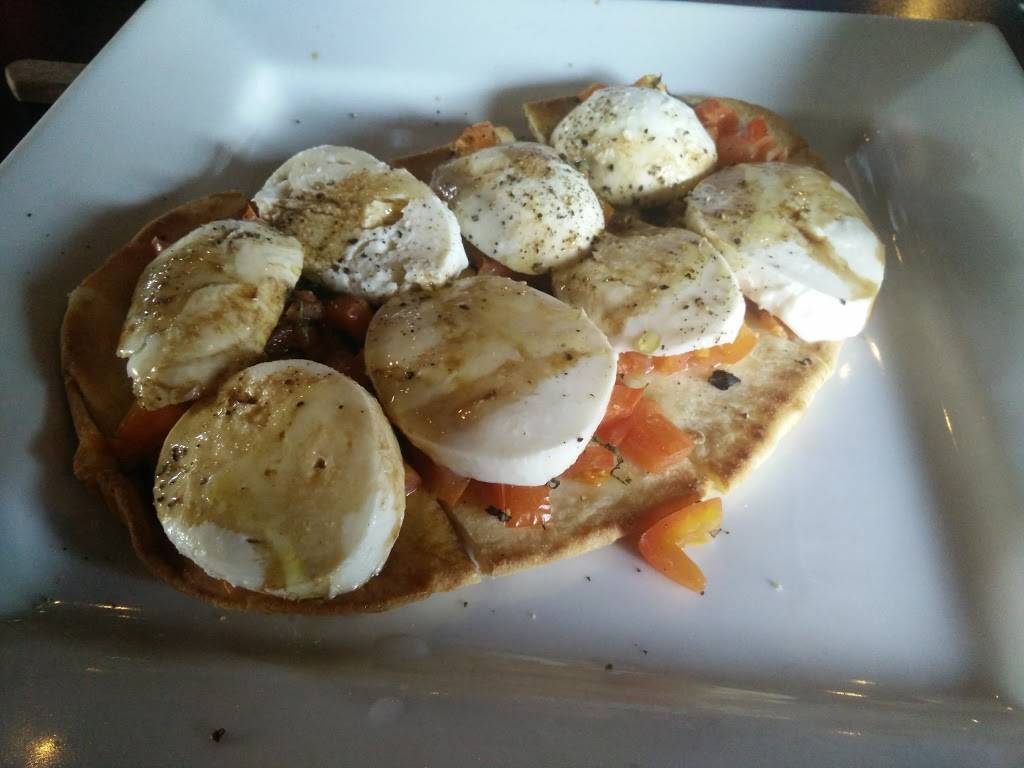 The Silly Grape | restaurant | 1720 Fennell St #5, Maitland, FL 32751, USA | 4077907999 OR +1 407-790-7999