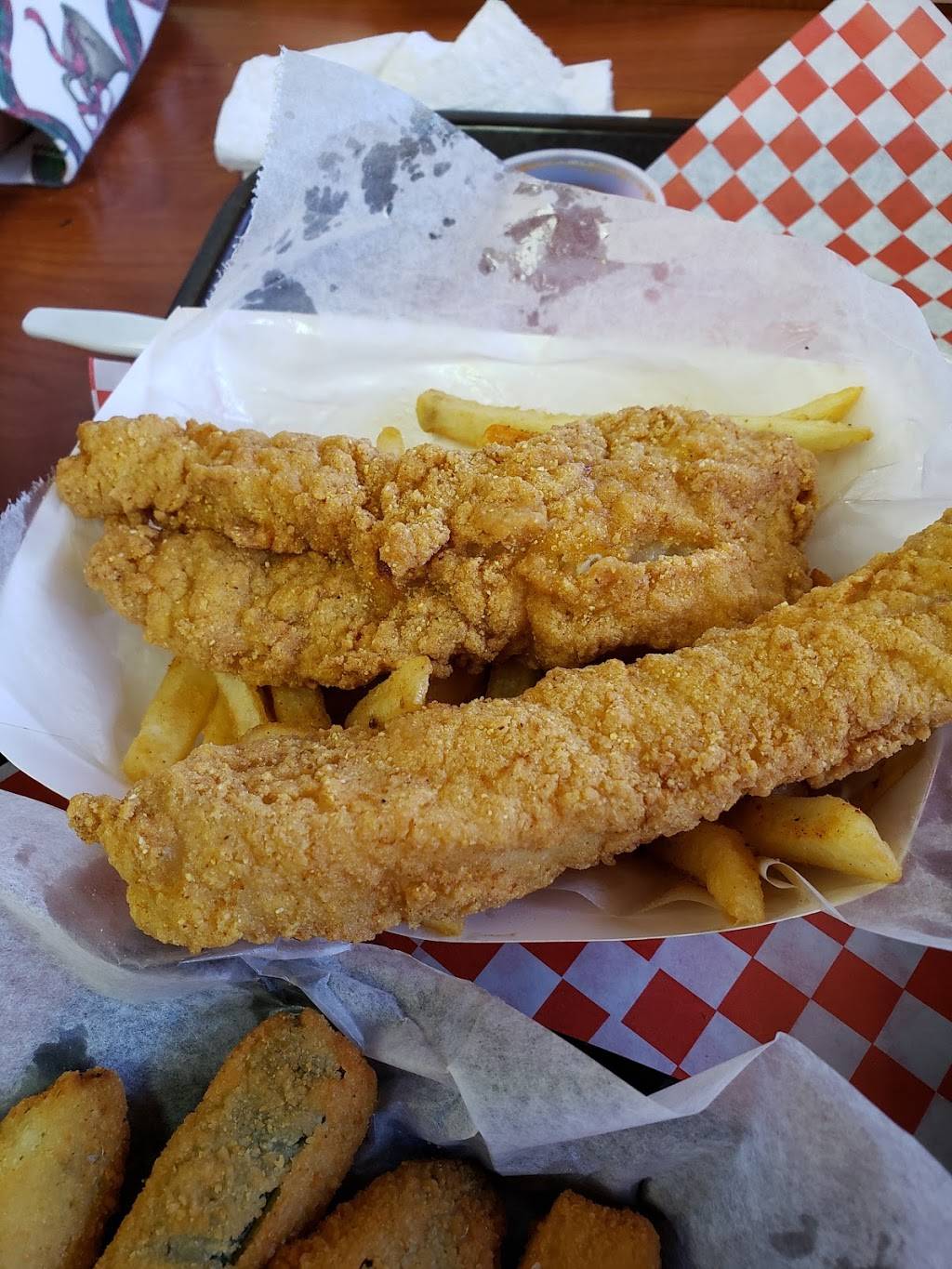 Marylns Fish & Chips | restaurant | 3051, 5436 S Central Ave, Phoenix, AZ 85040, USA | 6022688008 OR +1 602-268-8008
