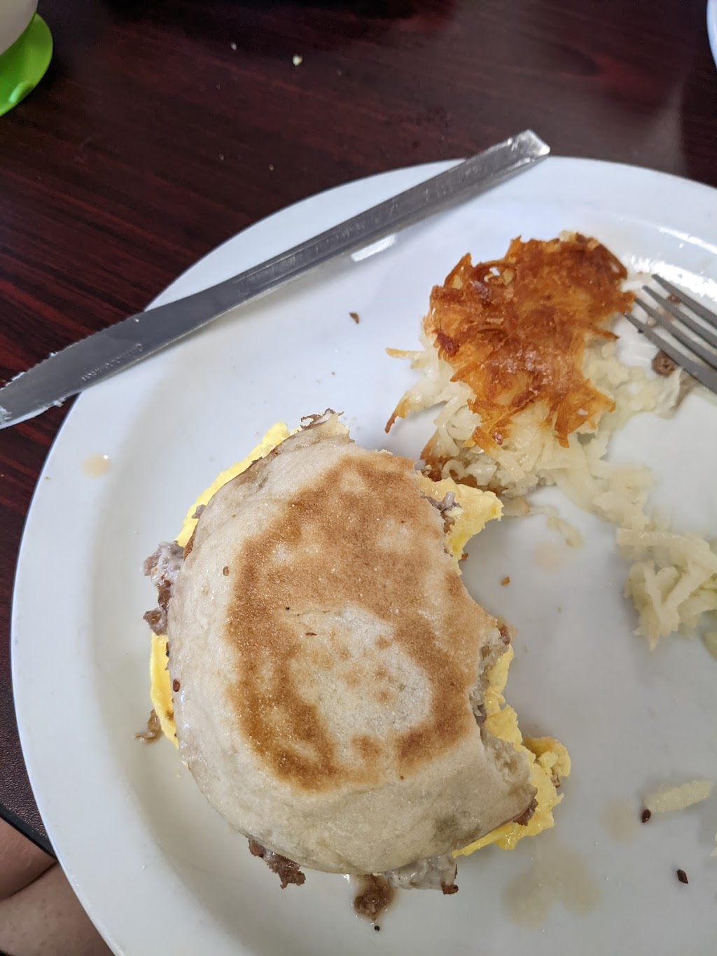 Cowbells Cafe | cafe | 25 South Ave, Whitman, MA 02382, USA | 7814471400 OR +1 781-447-1400