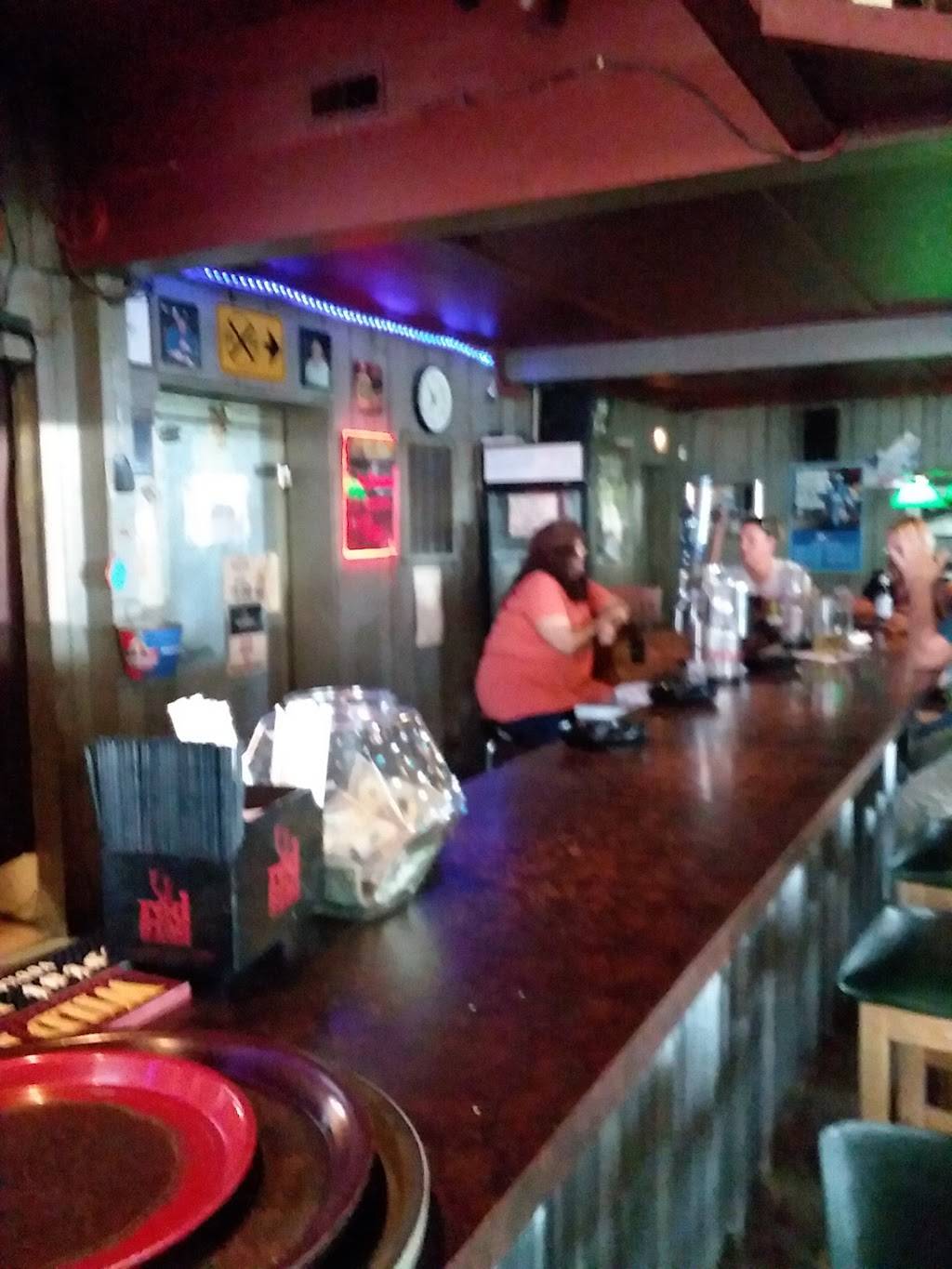 Iron Horse LLC | restaurant | 203 N Mc Creary St, Fort Branch, IN 47648, USA | 8127539918 OR +1 812-753-9918