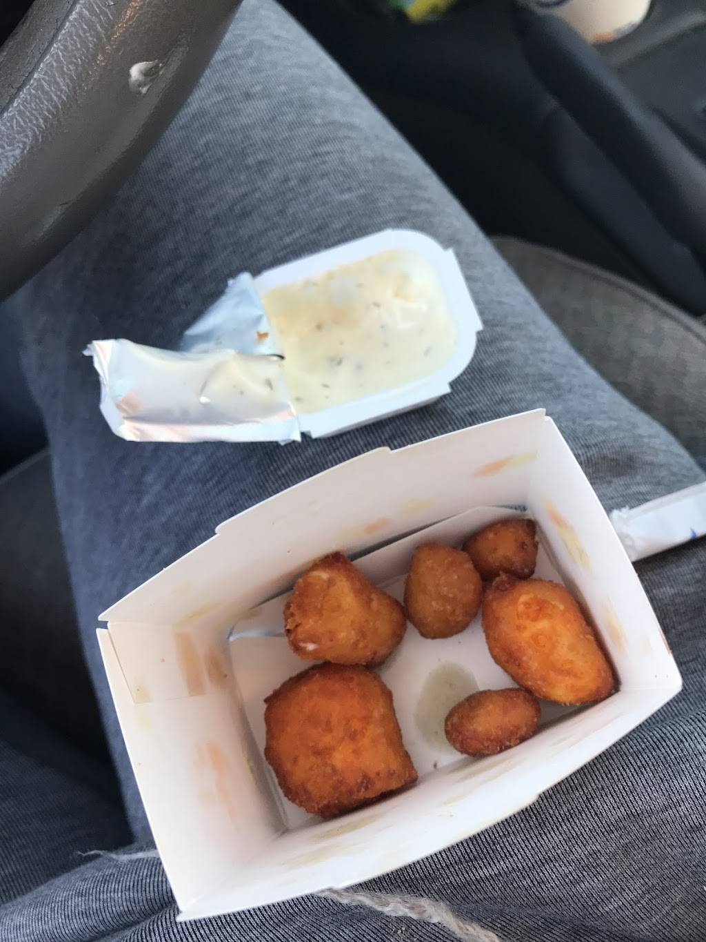 White Castle | restaurant | 1400 Sibley Blvd, Dolton, IL 60419, USA | 7088685494 OR +1 708-868-5494