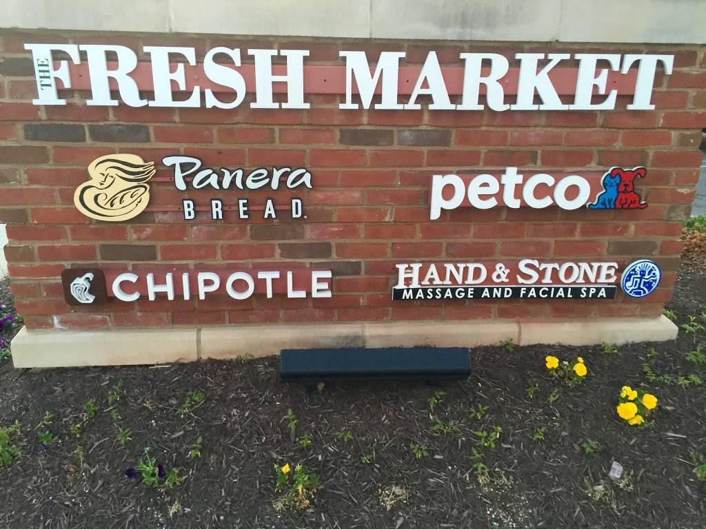 Chipotle Mexican Grill | restaurant | 10 N Nansemond St Ste D, Richmond, VA 23221, USA | 8049776368 OR +1 804-977-6368