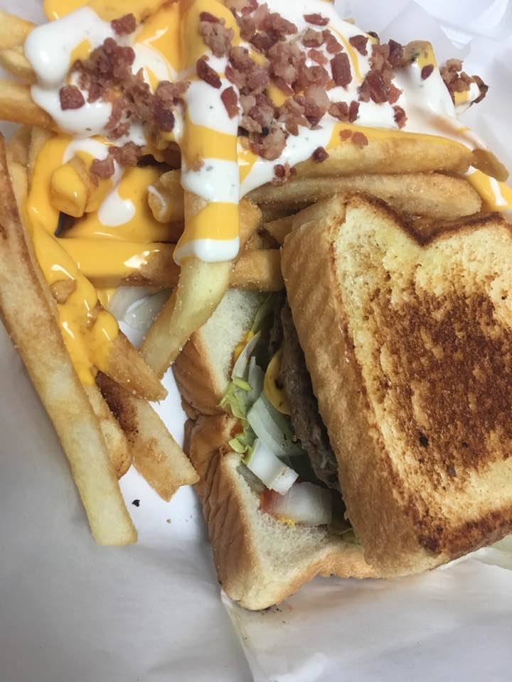 Ks Buffalo Wings | restaurant | 507 Springridge Rd suite d, Clinton, MS 39056, USA | 6014732444 OR +1 601-473-2444