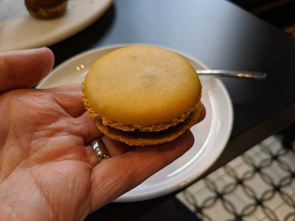 Bloom Chocolate Salon | restaurant | 2600 16th St, San Francisco, CA 94103, USA | 4153490942 OR +1 415-349-0942