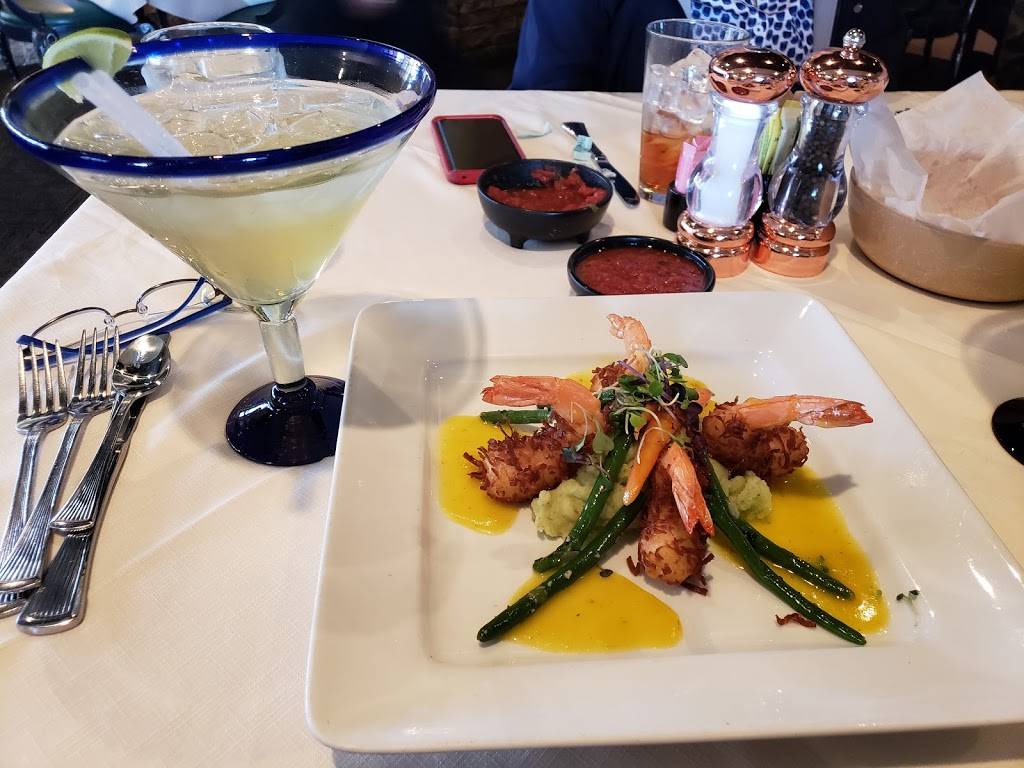 Via Real | restaurant | 4020 N MacArthur Blvd #100, Irving, TX 75038, USA | 9726509001 OR +1 972-650-9001