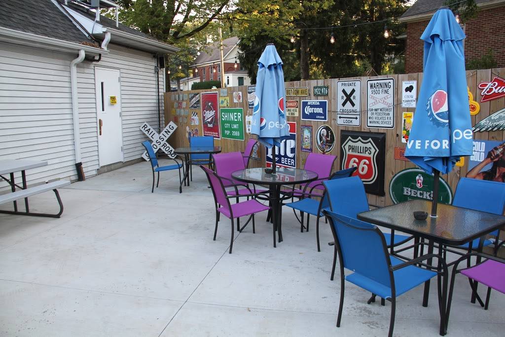 The Alibi | restaurant | 320 E Main St, Rochester, IL 62563, USA | 2174981129 OR +1 217-498-1129