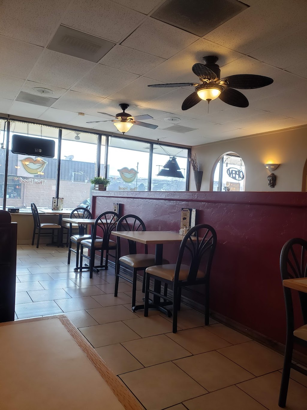 Thai Smile restaurant | restaurant | 2692 US-50 suite e, Grand Junction, CO 81503, USA | 9706445989 OR +1 970-644-5989