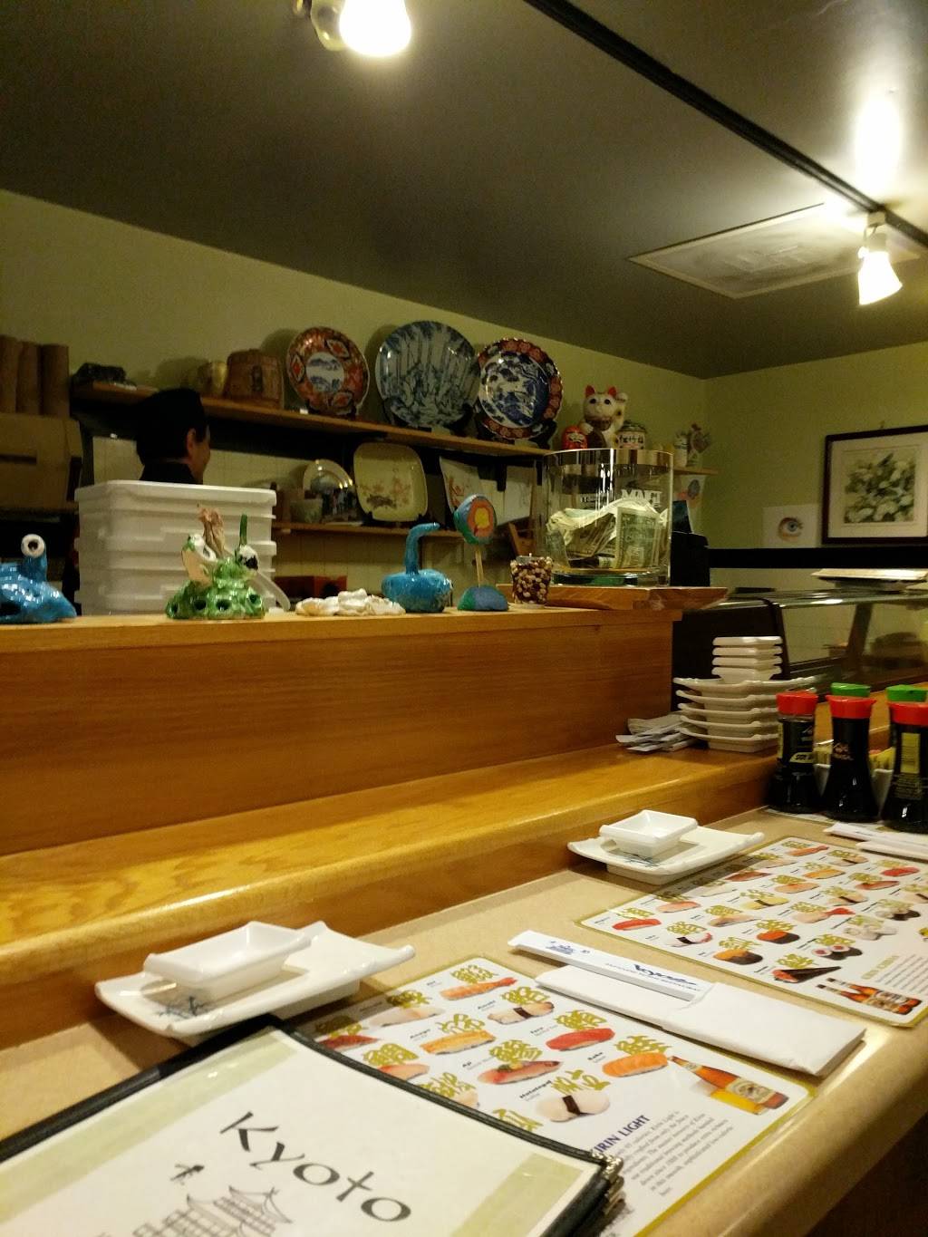 Kyoto Sushi Japanese Restaurant | restaurant | 1062 Gage St, Winnetka, IL 60093, USA | 8477849388 OR +1 847-784-9388