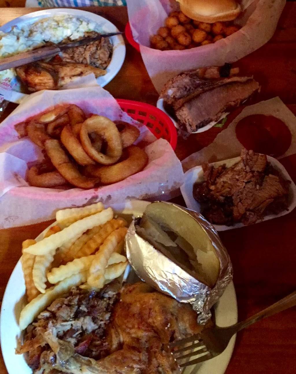 Cooks Barbecue | restaurant | 8195, 366 Valiant Dr, Lexington, NC 27292, USA | 3367981928 OR +1 336-798-1928