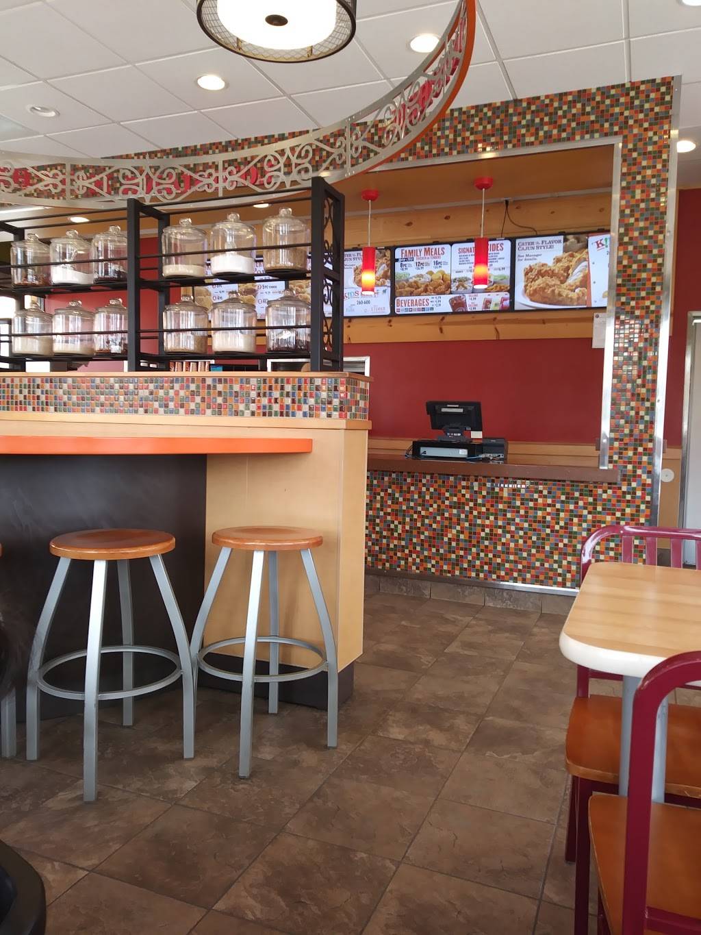 Popeyes Louisiana Kitchen | restaurant | 1008 Long Beach Boulevard, Long Beach, CA 90813, USA | 5629830888 OR +1 562-983-0888