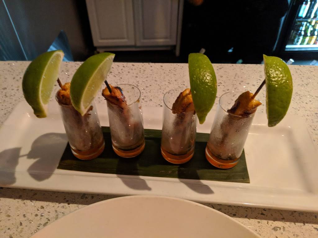 Nick & Ninos Penthouse Steakhouse | restaurant | 700 E Adams St Fl 30, Springfield, IL 62701, USA | 2177891530 OR +1 217-789-1530