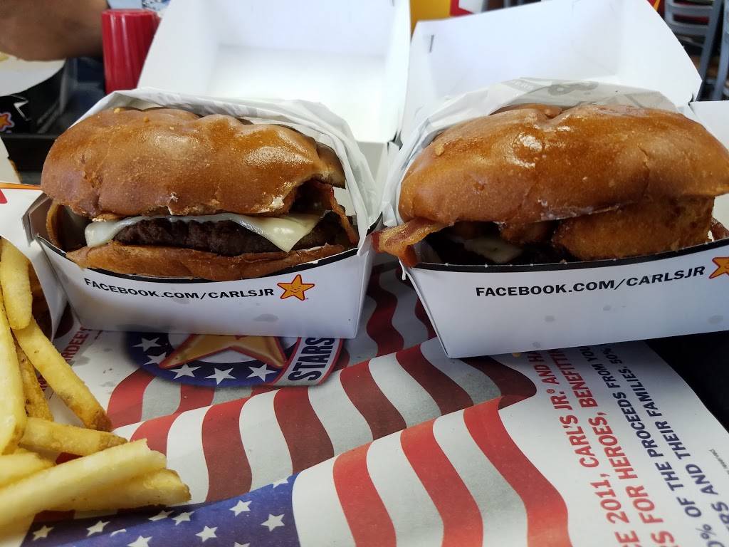 Carls Jr. / Green Burrito | restaurant | 950 Abbott St, Salinas, CA 93901, USA | 8317544416 OR +1 831-754-4416