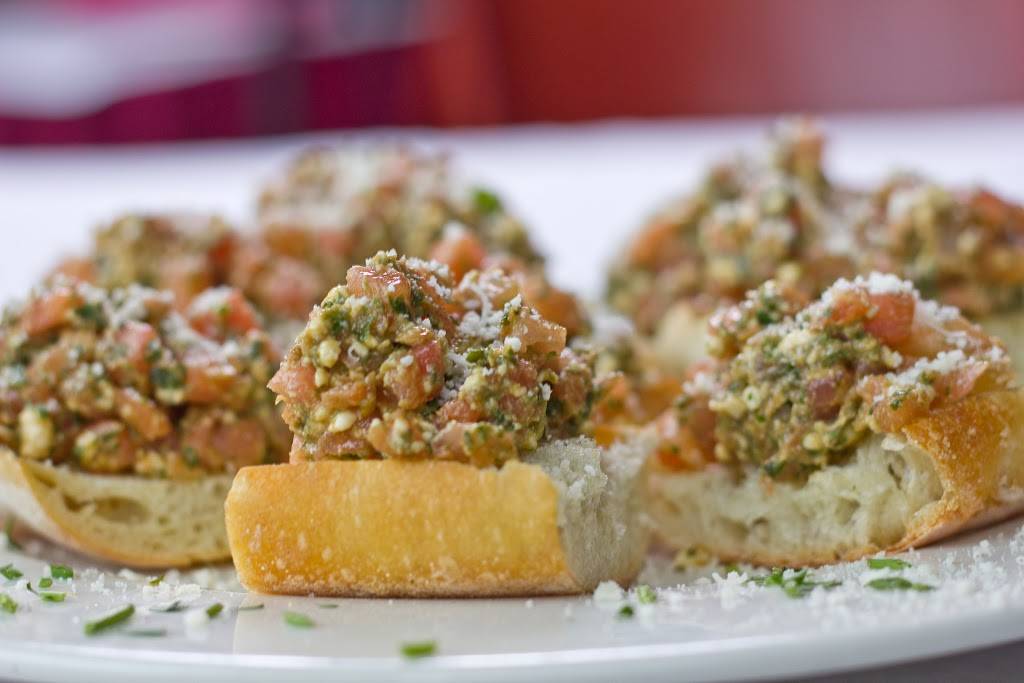 Claras | restaurant | 6550 IL-53, Woodridge, IL 60517, USA | 6309688899 OR +1 630-968-8899