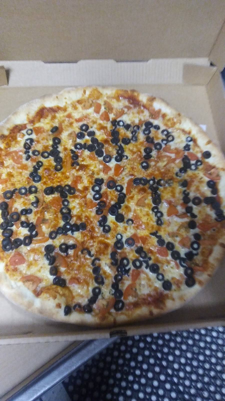 Lake Worth Pizza | restaurant | 516 S Dixie Hwy #4, Lake Worth, FL 33460, USA | 5615860588 OR +1 561-586-0588