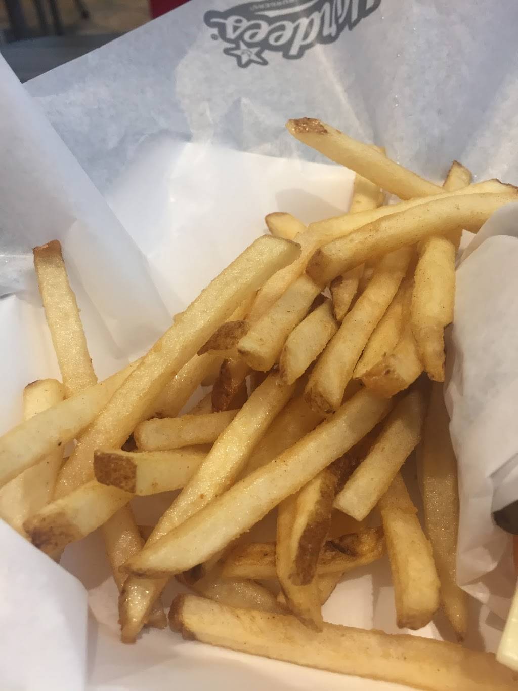 Hardees | restaurant | 508 Waldron Rd, La Vergne, TN 37086, USA | 6157935399 OR +1 615-793-5399