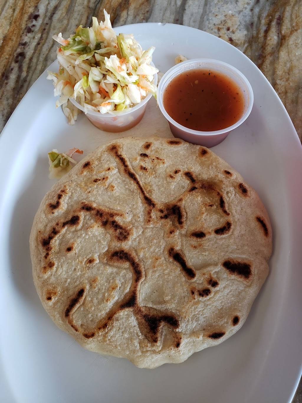 La Flor Pupusas Grill | restaurant | 2454 Loma Vista Dr, Sacramento, CA 95825, USA | 9164871549 OR +1 916-487-1549