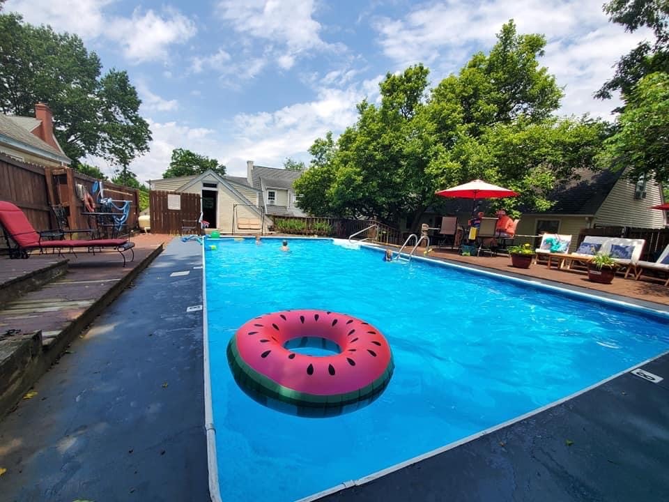 Clay Corner Inn | restaurant | 401 Clay St SW, Blacksburg, VA 24060, USA | 5405524030 OR +1 540-552-4030