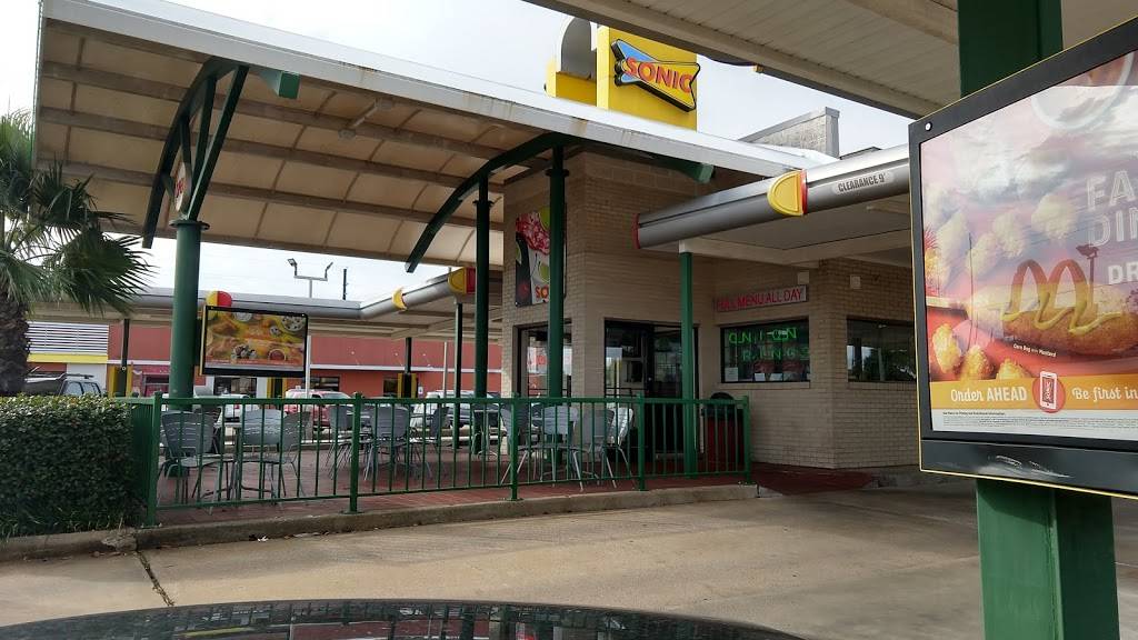 Sonic Drive-In | restaurant | 1849 Fry Rd, Katy, TX 77449, USA | 2816479255 OR +1 281-647-9255