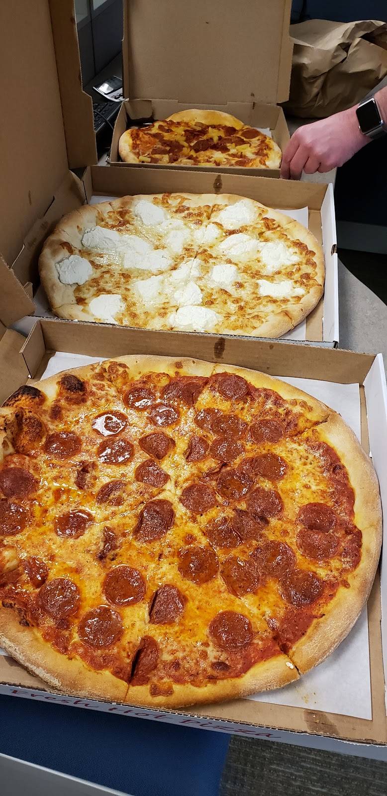 Anthonys Pizzeria & Italian Restaraunt | restaurant | 851 FL-434 #1110, Altamonte Springs, FL 32714, USA | 4072963066 OR +1 407-296-3066