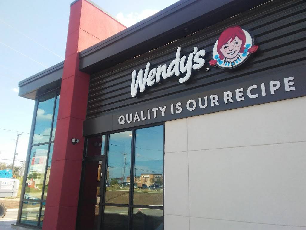 Wendys | restaurant | 9307 Potranco Rd, San Antonio, TX 78251, USA | 2106477818 OR +1 210-647-7818