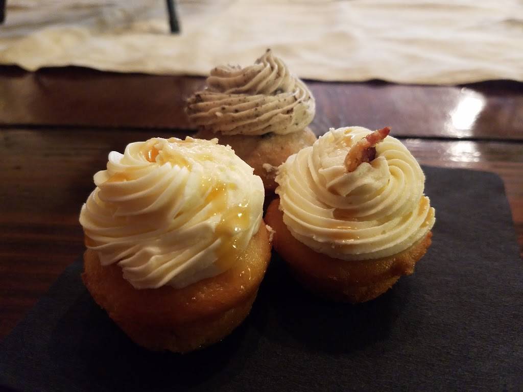 Middle Fork Café | restaurant | 34 Main St S, New London, MN 56273, USA | 3203542124 OR +1 320-354-2124